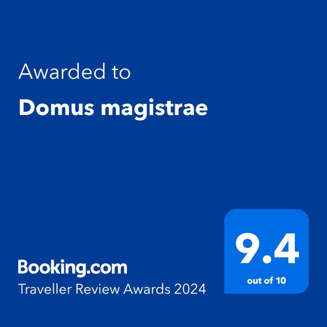 Domus Magistrae Apartamento Bucareste Exterior foto